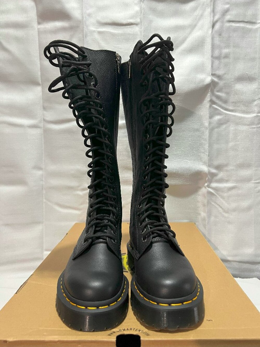 Dr. Martens women's 1B60 Bex black leather lace-up knee-high boots - Picture 3 of 8